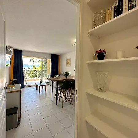 Apartment Francia Bat Gogh *
